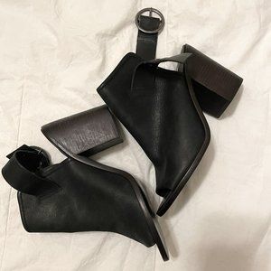 Steve Madden Parlor Booties